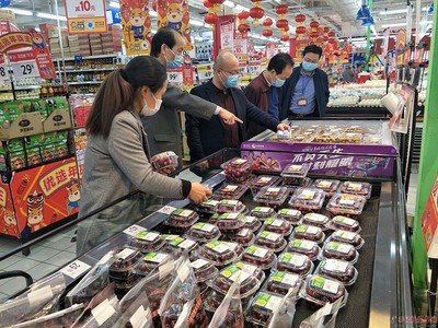 欽州強化疫情防控一線監督 守好冷鏈食品安全關